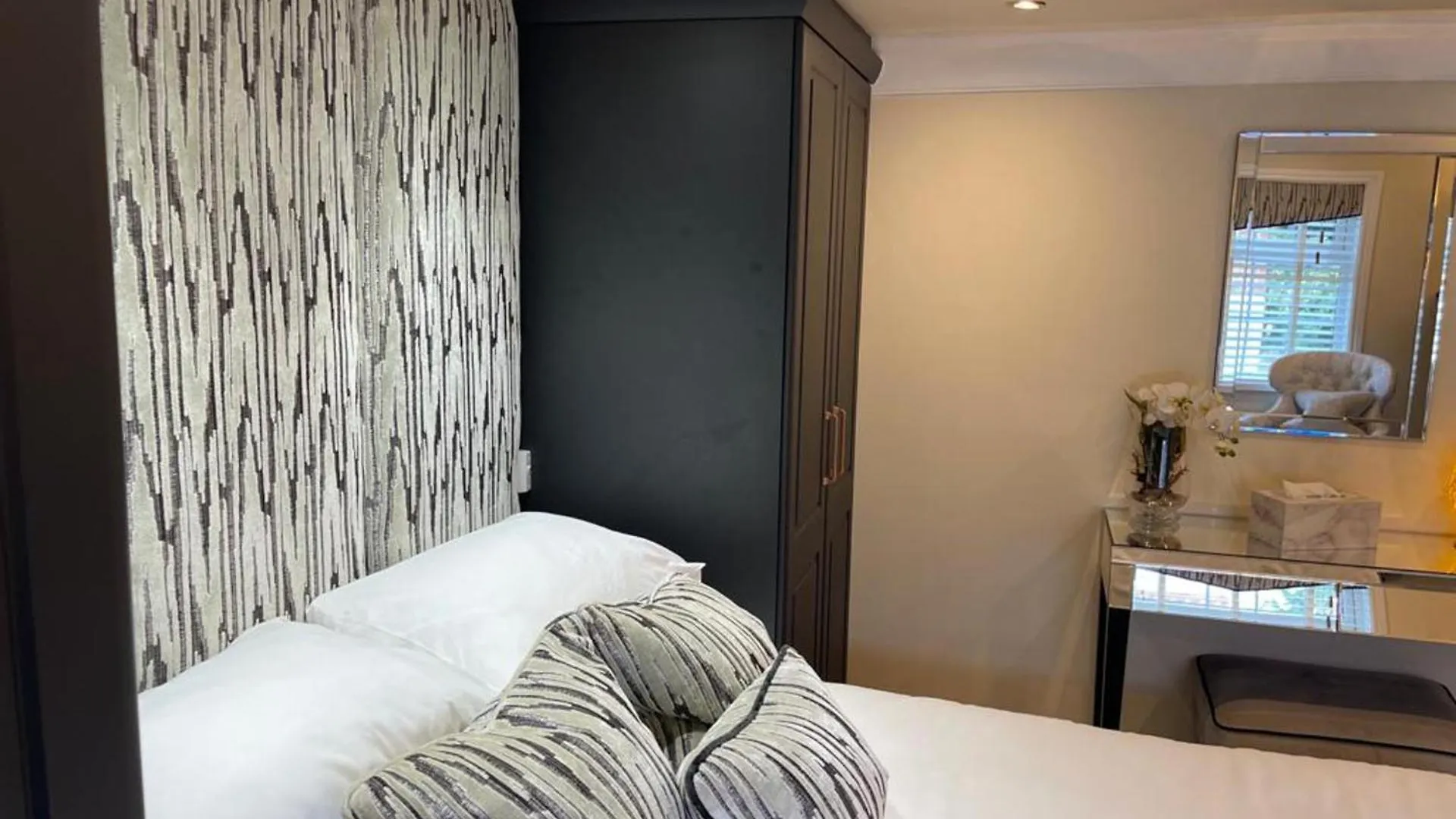 'Cosy Cottage' - 2 Bed High End Cottage In Bawtry Doncaster