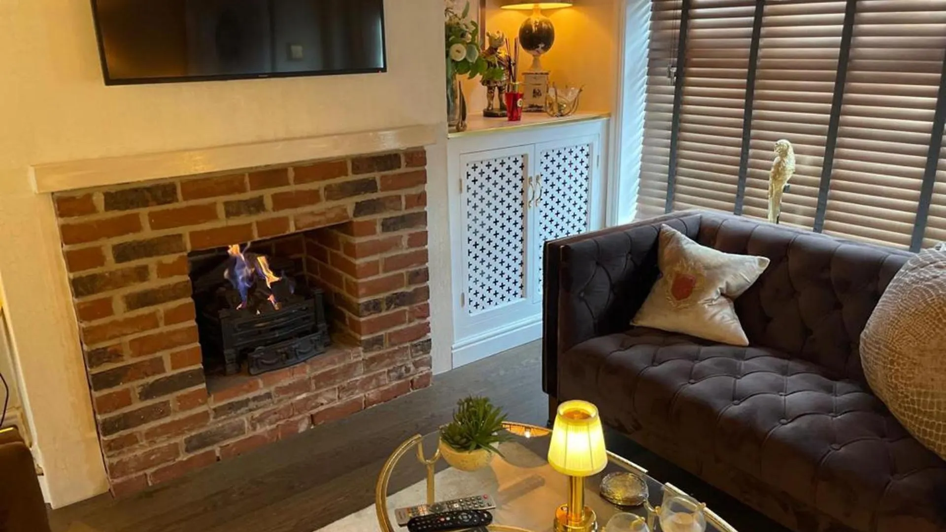 'Cosy Cottage' - 2 Bed High End Cottage In Bawtry Doncaster 0*,  United Kingdom
